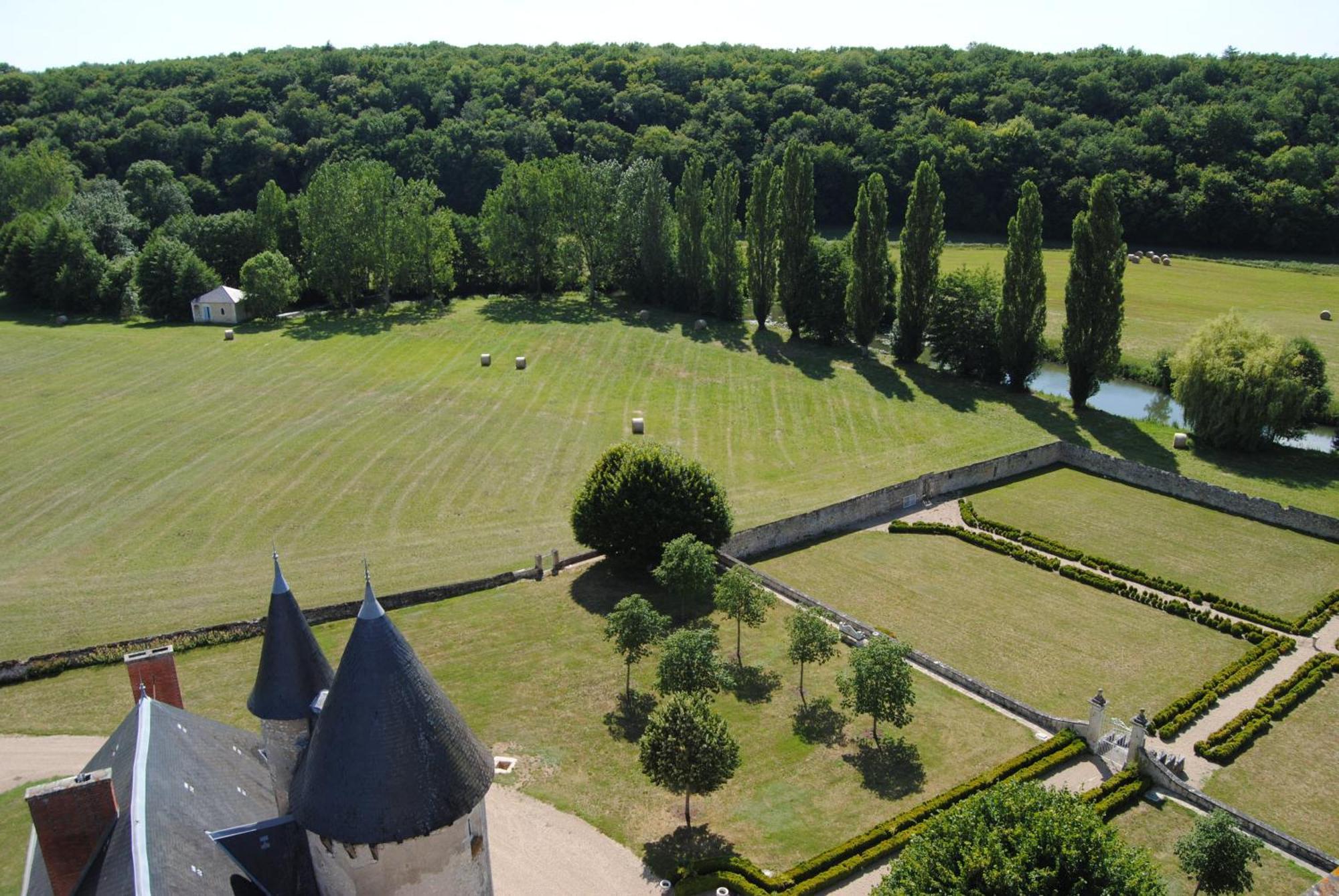 Chateau De Mazieres Tendu Exterior photo