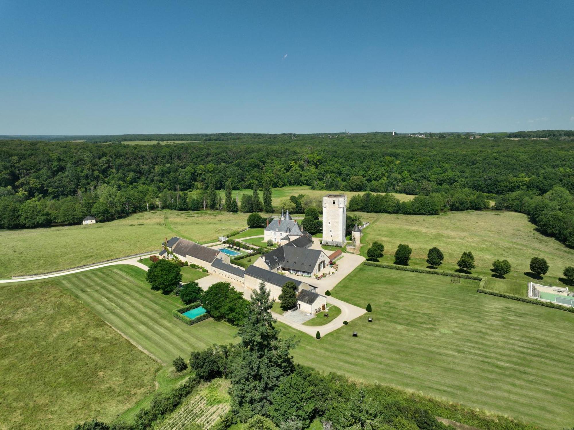 Chateau De Mazieres Tendu Exterior photo