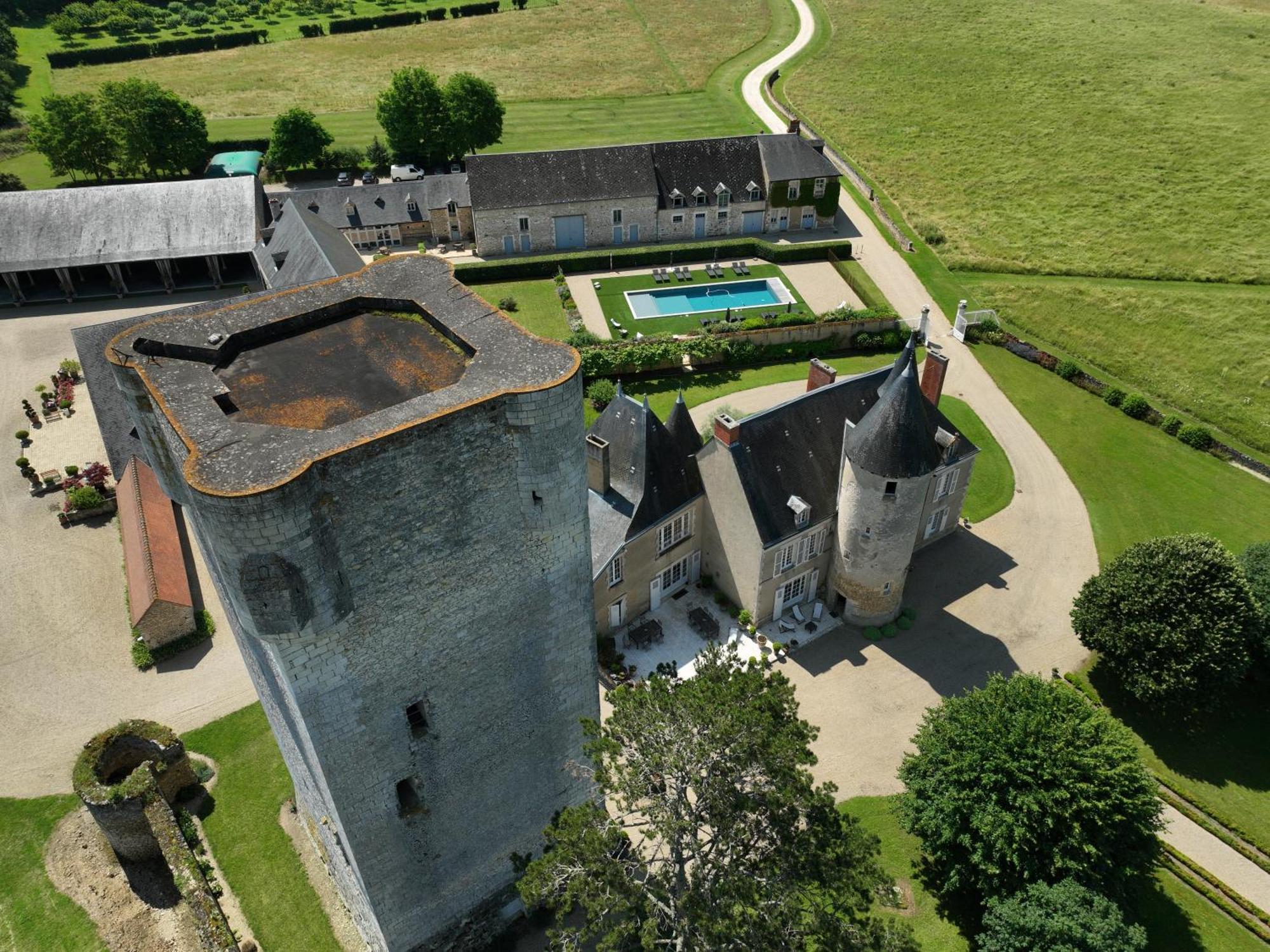 Chateau De Mazieres Tendu Exterior photo